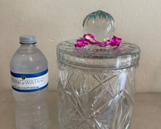 Vintage lead crystal biscuit barrel