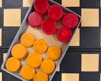 Set of 30 Vintage Marbled Red & Butterscotch Crisloid Catalin/Bakelite backgammon or checker pieces