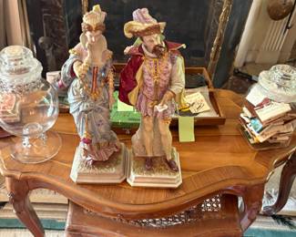 Pair of Meissen figurines 