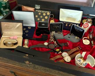 Men’s watches and accessories 