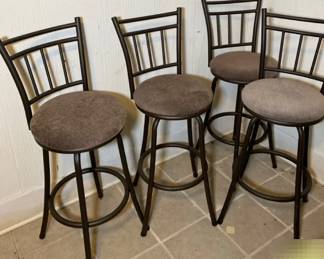 Set Of 4 Metal Barstool With Upholstered Seats