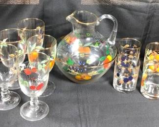 Vintage Hand painted VenetiN Style TuttiFruittiand Foliage Glasswear Set With Gold Rims