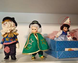 madam Alexander mini dolls, including the wizard of Oz series