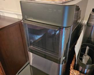 ice maker
