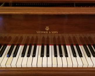 Detail: Piano