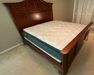 WoodFramed King Sized Bed