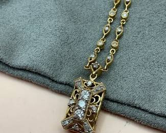 14 Karat And Diamonds Necklace