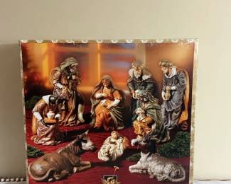 Vintage Grandeur Noel Collectors Edition Nativity Set