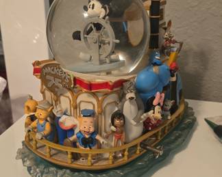 Disney Mickey's 75th Anniversary Steamboat Willie Musical Snow Globe