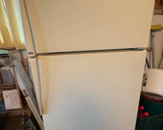 Amana Top-Freezer Refrigerator
