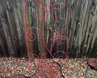 Pink Metal Floral Garden Trellis