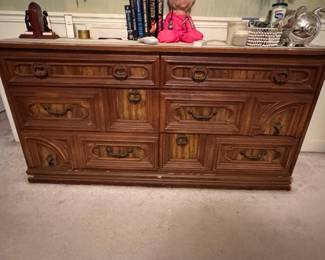 Thomasville French Provincial Style Dresser