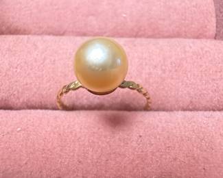 Golden South Sea Pearl Ring