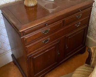 Traditional Warm Cherry Finish Server / Small Buffet Cabinet