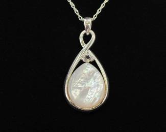 NEW .925 Sterling Silver Inlayed Mother of Pearl Pendant Necklace