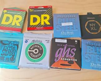 Lot of 8 Guitar String Sets  DR, Ernie Ball, Martin, GHS, DAddario  Dean Markley
