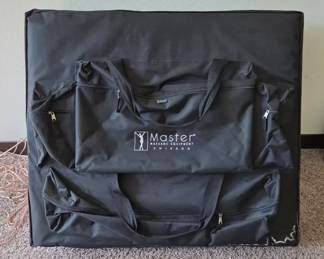 Master Massage Equipment Chicago Portable Massage Table with Carrying Bag