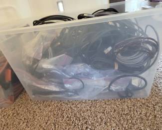 Mystery Lot 11 Large Lot of HDMI, DisplayPort, USB  ComputerAV Cables