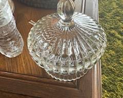 Jeannette candy dish nation pattern