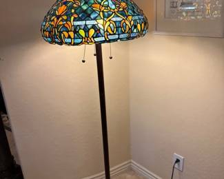 Tiffany Style Floor Lamp