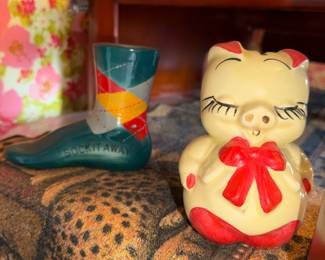 Vintage American Bisque pottery piggy bank
