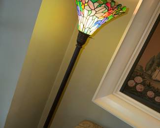 Tiffany STYLE lamp (Qvc)