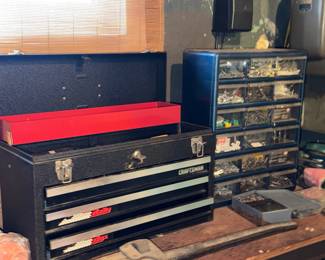 Tool chests