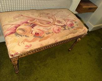 pretty bench, slightly cat-i-fied..