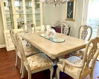  Beautiful High Quality Dining Set with Leaf and Six Chairs. China Cabinet or Display Cabinet by Sherrill. 