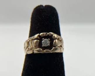14k Gold Ring With Diamond