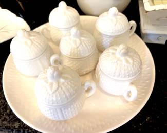 Vintage Mottahedeh pots de creme set
