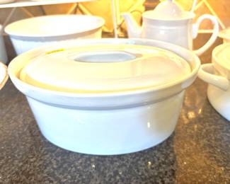 Covered casserole dishes