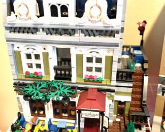 Highly sought after retired LEGO Parisian Restaurant
