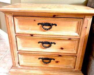 Pair of Thomasville knotty pine chests