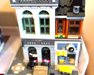Retired LEGO Brick Bank