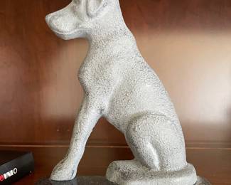 Dog bookend