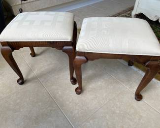 bench stools