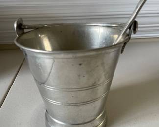 French ice bucket