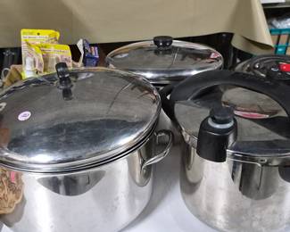 Stainless cookware, good condition