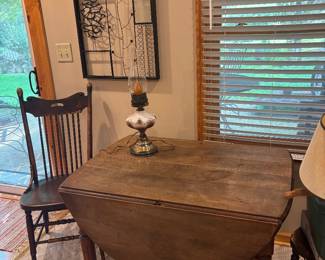 Antique drop leaf table