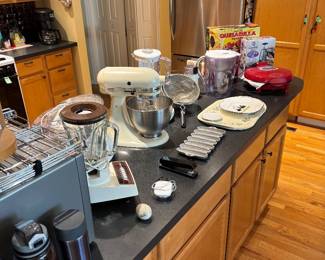 Small kitchen appliances 