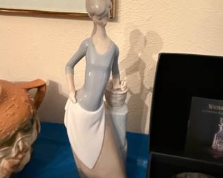 NAO by Lladro girl with apples