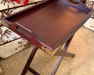 Bombay tray with stand