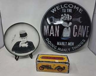 35 WCFieldsPlateManCaveSign2AvonAftershaveDecanters