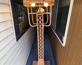 2 VintageArtDecoWickerRattanFloorLamp