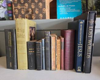 134 CollectionOfBooksWithReligiousHistoricalAndEsotericThemes