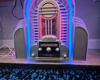 12 1980sCicenaMarilynRadioJukeboxWithNeonLights