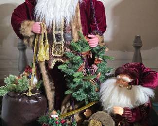 70 VintageStyleOldWorldSantaClausFigures