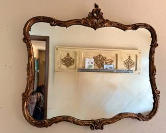 152 LargeOrnateVintageWallMirror