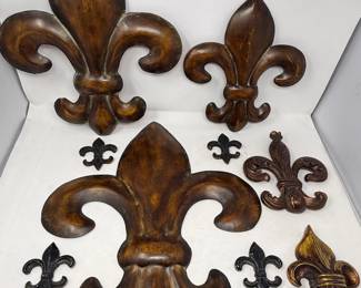 89 FleurdeLisWallDecorCollection